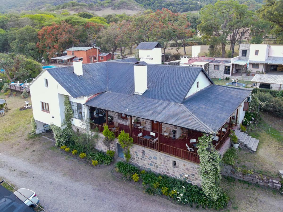 Hostal El Cerrito San Lorenzo San Lorenzo  Exterior foto