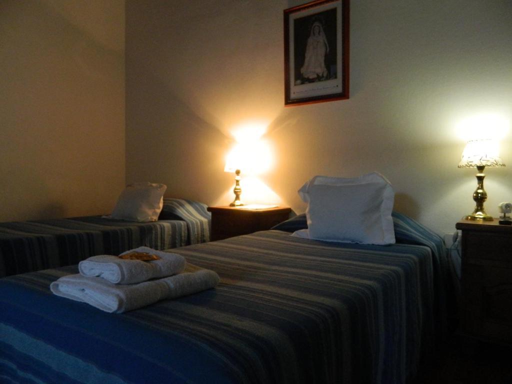 Hostal El Cerrito San Lorenzo San Lorenzo  Exterior foto